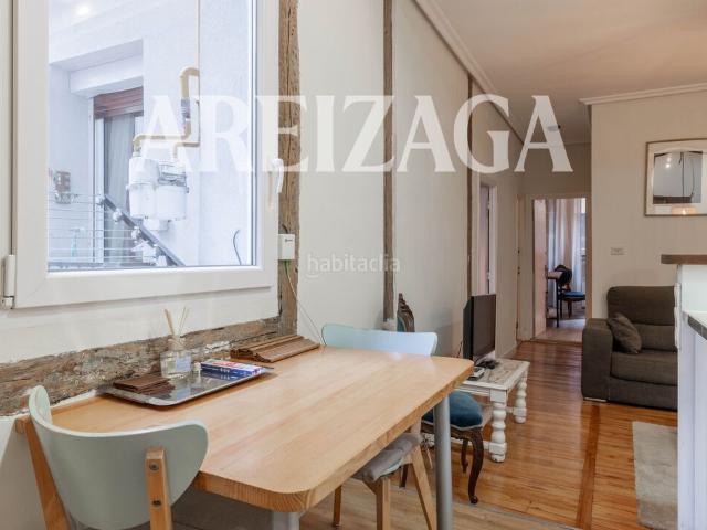 Piso en venta en Donostia San Sebastián, Parte Vieja. Parte Vieja de San Sebastián, Apartamento con licencia turística en vigor. Pisos Donostia San.