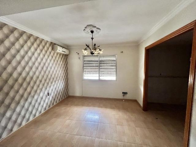 Piso en venta en Dos Hermanas, Centro Doña Mercedes. ESTUPENDO PISO EN PLANTA BAJA EN LA ZONA DE DOÑA MERCEDES DOS HERMANAS. Pisos Dos.