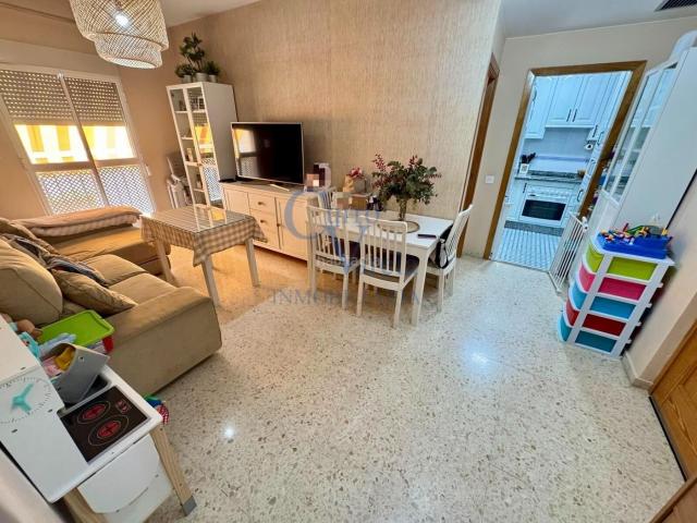 Piso en venta en Dos Hermanas, Centro Doña Mercedes. MAGNÍFICO PISO EN AV. LOS PIRRALOS. Pisos Dos.