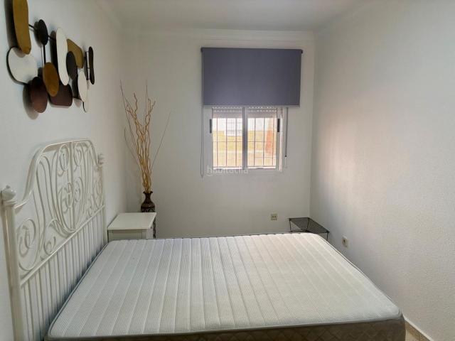 Piso en venta en Dos Hermanas, Centro Doña Mercedes. PISO BAJO DE 2 DORMITORIOS EN LA REDONDILLA V.P.O. Pisos Dos.