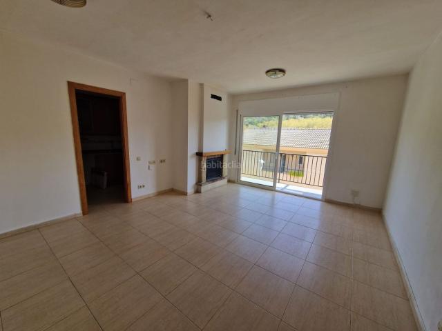 Piso en venta en Dosrius, Canyamars. GRAN OPORTUNIDAD EN EL PUEBLO. Pisos.