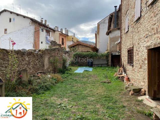 Piso en venta en Ezcaray. PISO CON JARDÍN. Pisos.