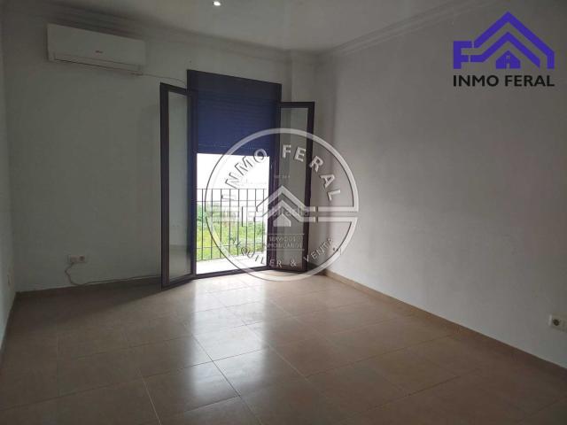 Piso en venta en Écija. Piso en venta en El Puente, 2 dormitorios. Pisos.