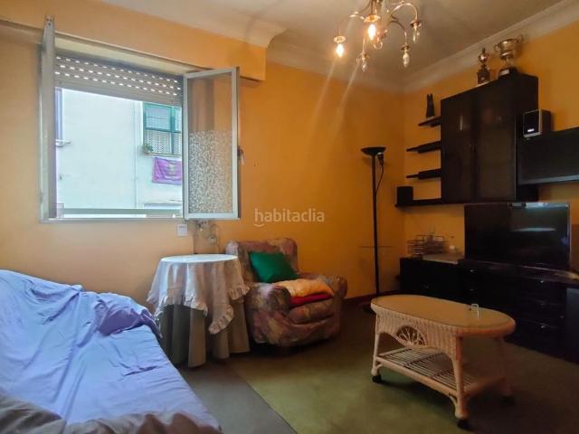 Piso en venta en Eibar. Muy luminoso y en esquina! Piso exterior de 3 hab con ascensor y estructura de hormigón en excelente ubicación. Pisos.