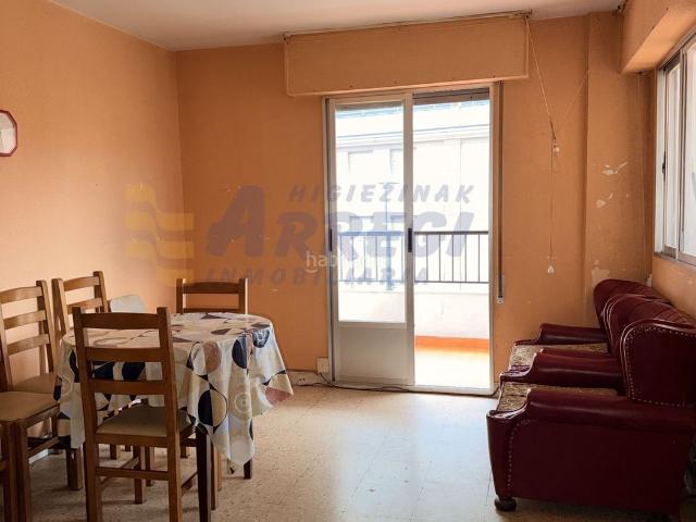Piso en venta en Eibar. VIVIENDA EN LAS TORRES DE AMAÑA 79 m 2 HABITACIONES 2 TERRAZAS. Pisos.