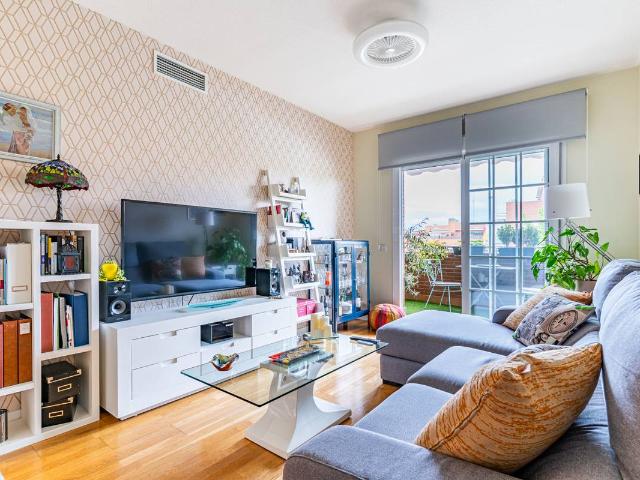 Piso en Venta en El Cantizal