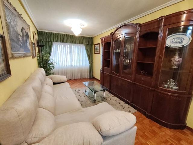 Piso en Venta en El Carbayedo El Quirinal