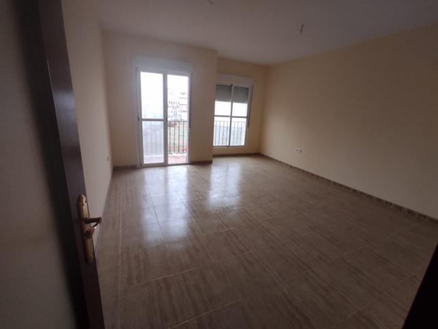 PISO EN VENTA EN EL CARPIO