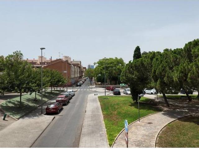 PISO EN VENTA EN EL CORAZON DE PUENTE TOCINOS 2 DORMITORIOS
