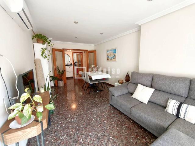 Piso en Venta en El Grao