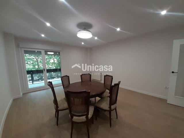 Piso en Venta en el Paseo de la Estación ¡Tu nuevo hogar te espera!