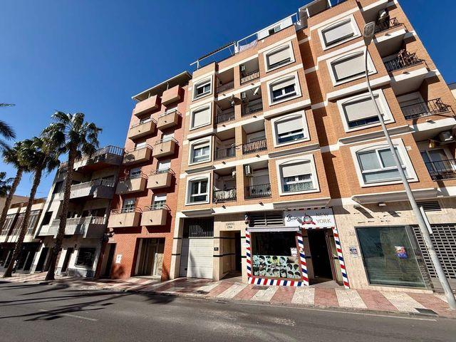 Piso en venta en El Parador de las Hortichuelas, Almería Costa Almería
