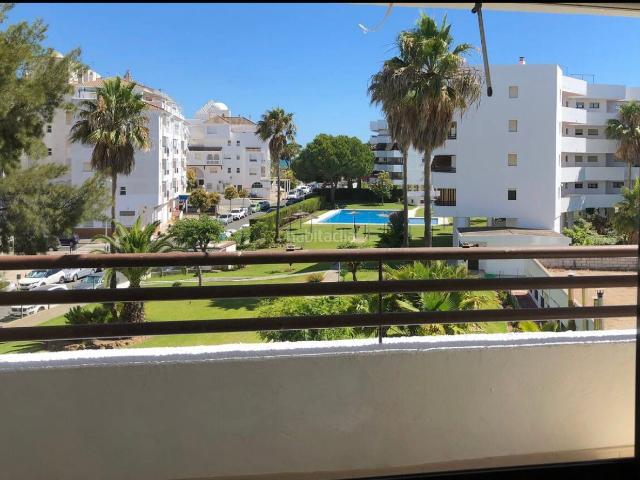 Piso en venta en El Portil. Espectacular piso reformado a 50m de la playa con dos terrazas en El Portil. Pisos El.