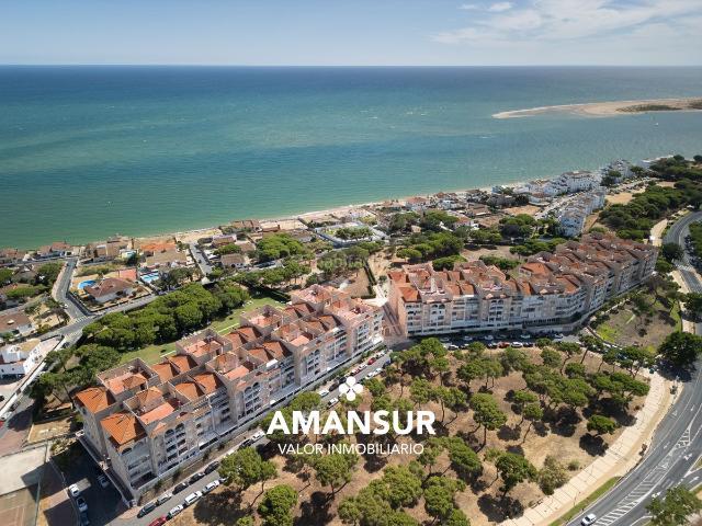 Piso en venta en El Portil. PISO JUNTO A LA PLAYA EN EL PORTIL CON URBANIZACIÓN PRIVADA Y PISCINA. Pisos El.