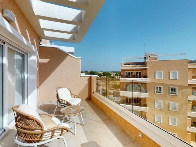 Piso en Venta en El Raso