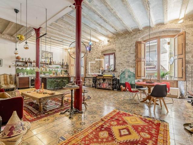 Piso en Venta en El Raval