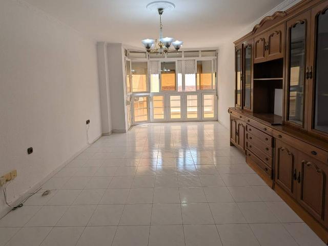Piso en Venta en El Real