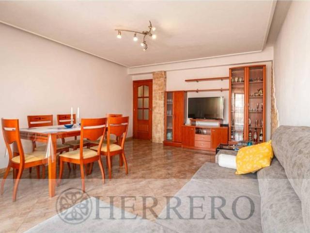 Piso en Venta en El Real de Gandia