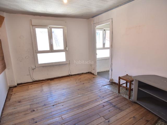 Piso en venta en Elgoibar. PARA REFORMAR EN ELGOIBAR. Pisos.