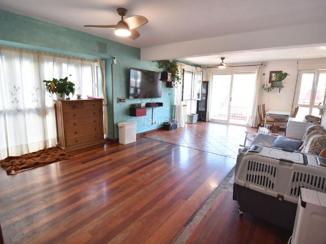 Piso en venta en Elgoibar. Piso de 3 hab. 2 baños en Urazandi. Pisos.