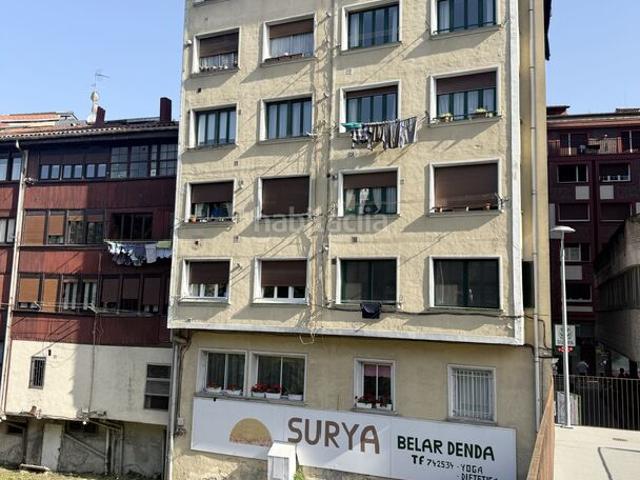 Piso en venta en Elgoibar. SE VENDE VIVIENDA CENTRICA. Pisos.