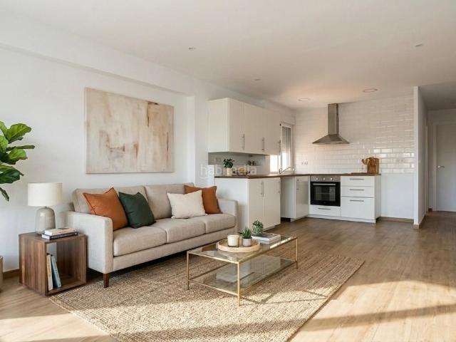 Piso en venta en Eliana l´, Pueblo. Piso Luminoso en La Eliana Oportunidad Única. Pisos Eliana.