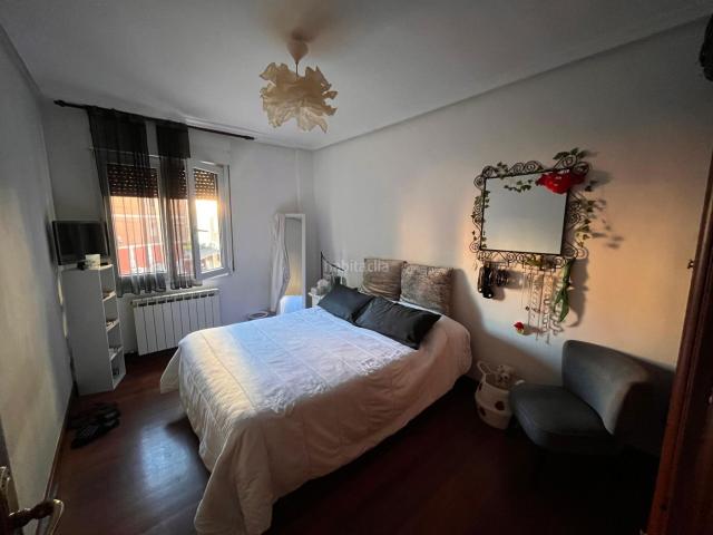 Piso en venta en Elorrio. Piso de 3 habitaciones con balcón y trastero, en Elorrio. Pisos.