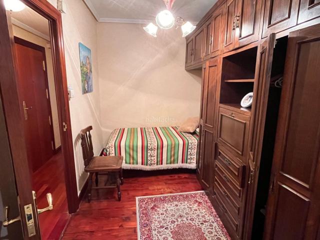 Piso en venta en Elorrio. Piso en Casco Histórico de Elorrio, con un gran camarote diáfano encima. Pisos.
