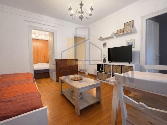 Piso en venta en Elorrio. Piso en venta en una de las calles principales de Elorrio. Pisos.