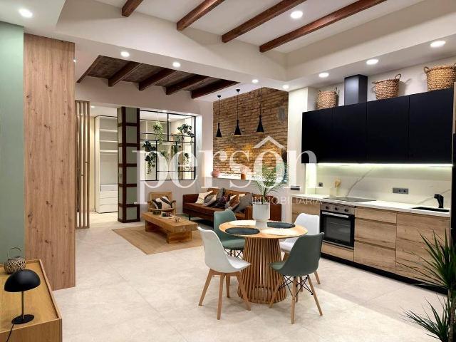 Piso en Venta en En Corts Doctor Waksman