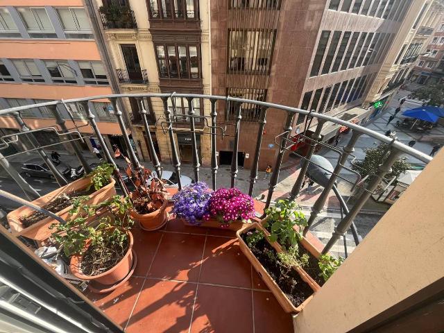 Piso en Venta en Ensanche Moyua Diputación