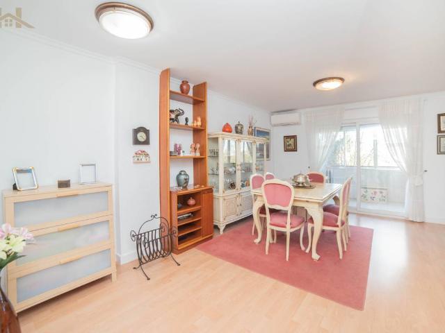 Piso en Venta en Ensanche