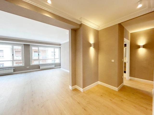 Piso en Venta en Ensanche