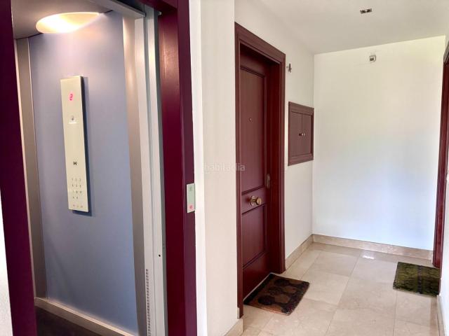 Piso en venta en Entrambasaguas. Vive en una urbanizción con piscina en Entrambasaguas, al lado de todo lo que necesitas. Pisos.
