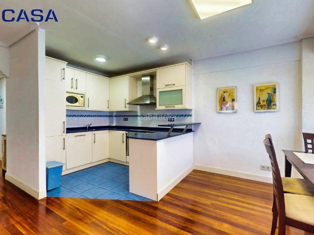 Piso en venta en Erandio. MARAVILLOSA VIVIENDA TOTALMENTE EXTERIOR EN PLAZA JUANENE. Pisos.