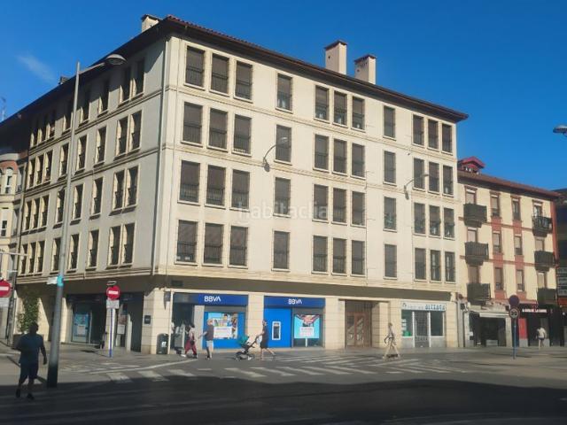 Piso en venta en Erandio. Piso céntrico el Altzaga. Pisos.