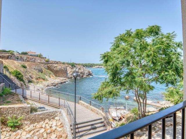 Piso en venta en Escala L´, Nucli Antic Costa Brava. Apartamento de obra nueva con vistas al mar a pocos metros de la playa en LEscala. Pisos Escala.