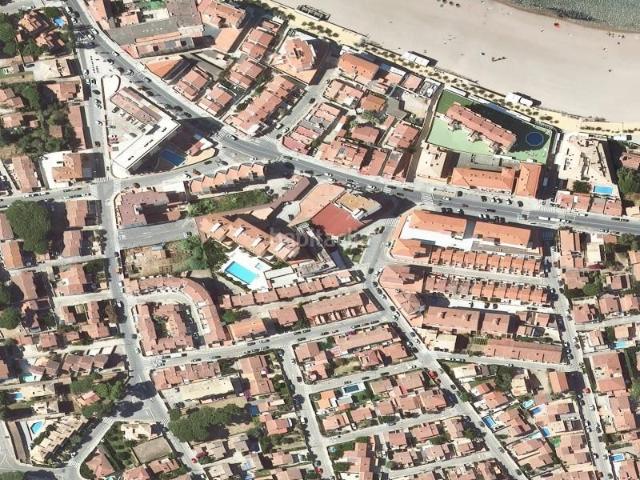 Piso en venta en Escala L´, Riells Costa Brava. Vivienda en venta en lEscala, Carrer Tarragona, 129. Pisos Escala.
