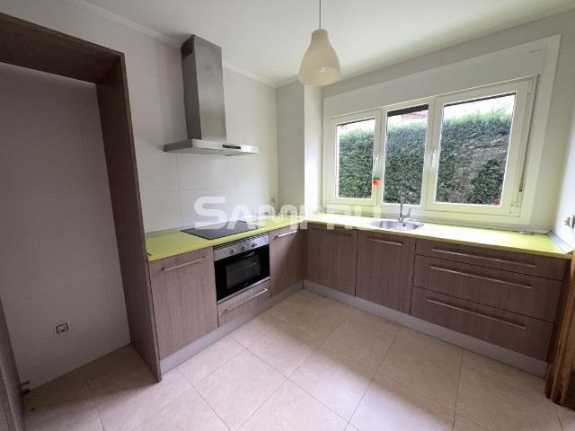 Piso en venta en Eskoriatza. CHALET INDEPENDIENTE EN KUATRUENA. Pisos.