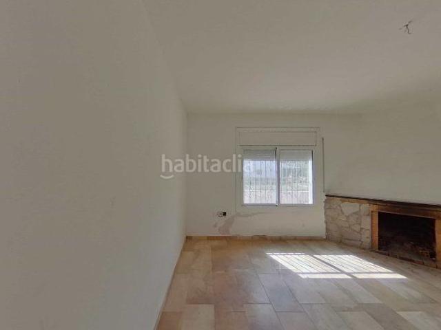 Piso en venta en Esparreguera, Can Vinyals. Chalet adosado en venta en calle La Puda. Pisos.