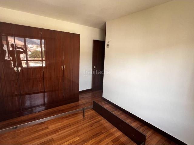 Piso en venta en Espinosa de los Monteros. Venta de piso de 3 habitaciones en Espinosa de los Monteros. Pisos Espinosa de los.