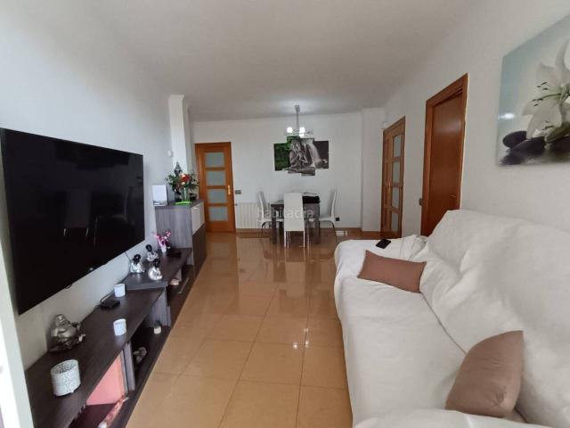 Piso en venta en Esplugues de Llobregat, Can Clota. Piso luminoso con terraza en Can Clota, Esplugues. Pisos Esplugues de.