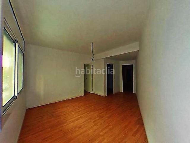Piso en venta en Esplugues de Llobregat, Centre. Piso en venta en calle Narcis Monturiol. Pisos Esplugues de.