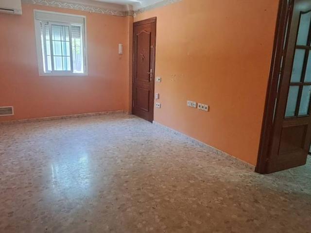 Piso en Venta en Estación La Fontanilla El Tinte