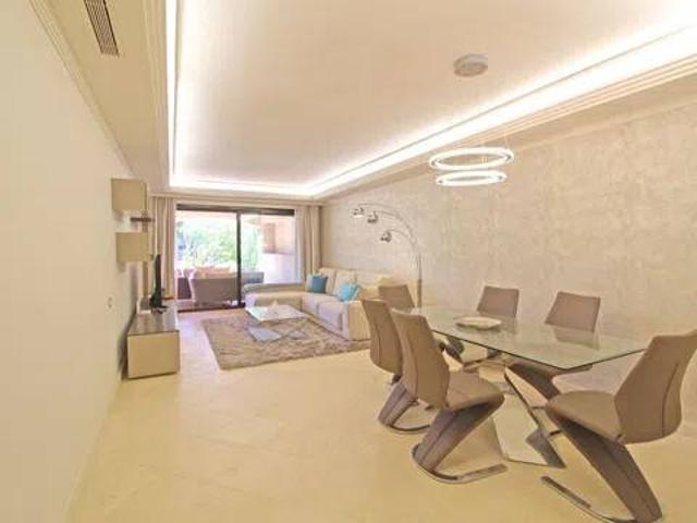 Piso en Venta en Estepona
