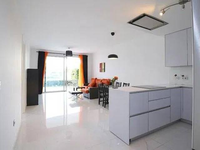 Piso en Venta en Estepona
