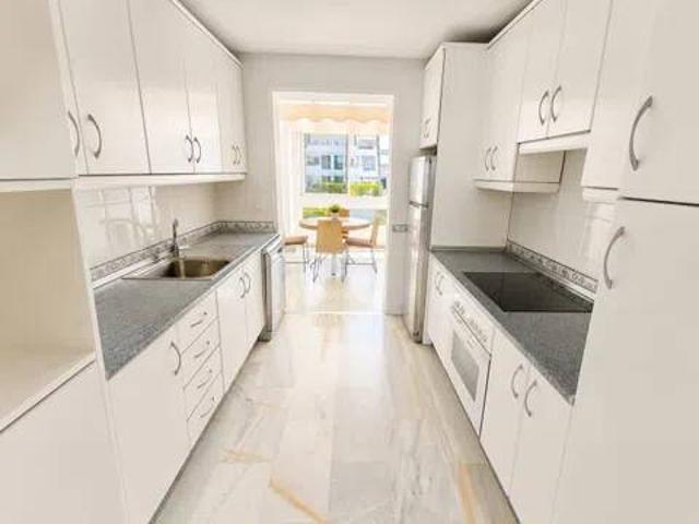Piso en Venta en Estepona
