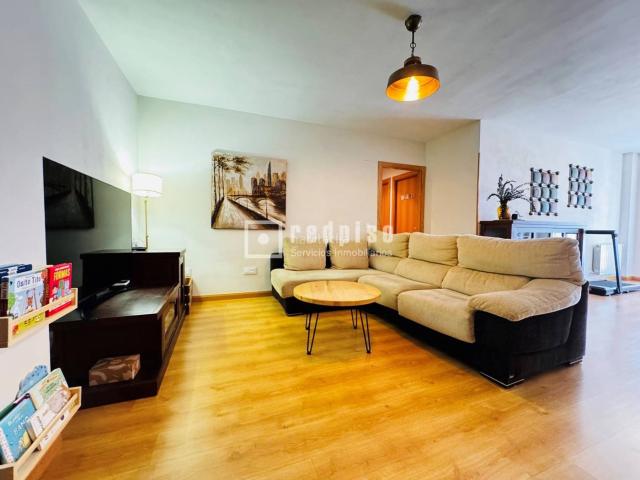 Piso en venta en Fuenlabrada, Centro. Epectacular piso en venta ubicado en el corazón de Fuenlabrada. Pisos.