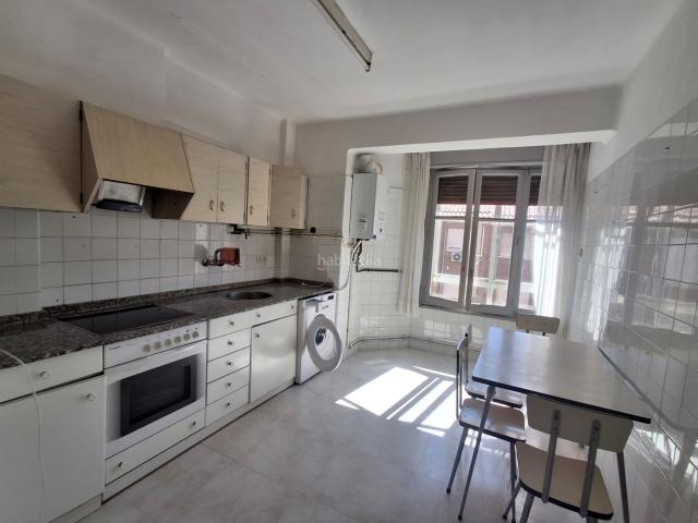 Piso en venta en Fuenmayor. EXCLUSIVA¡Oportunidad en Fuenmayor por solo 90.000 ! Se vende vivienda de 100 m² útiles, muy luminosa y con una excelente distrib. Pisos.