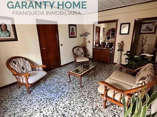 Piso en Venta en Fuensanta de Martos